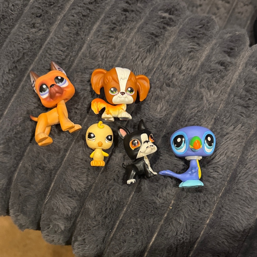 Set of 5 Littlest Pet Shops